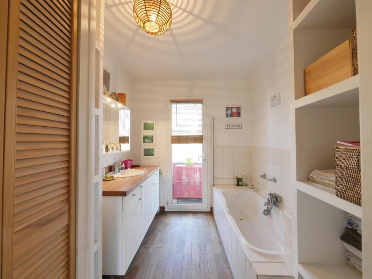 Chambre Avec Vue Notre Dame De La Garde Bed & Breakfast Marseille Exterior photo